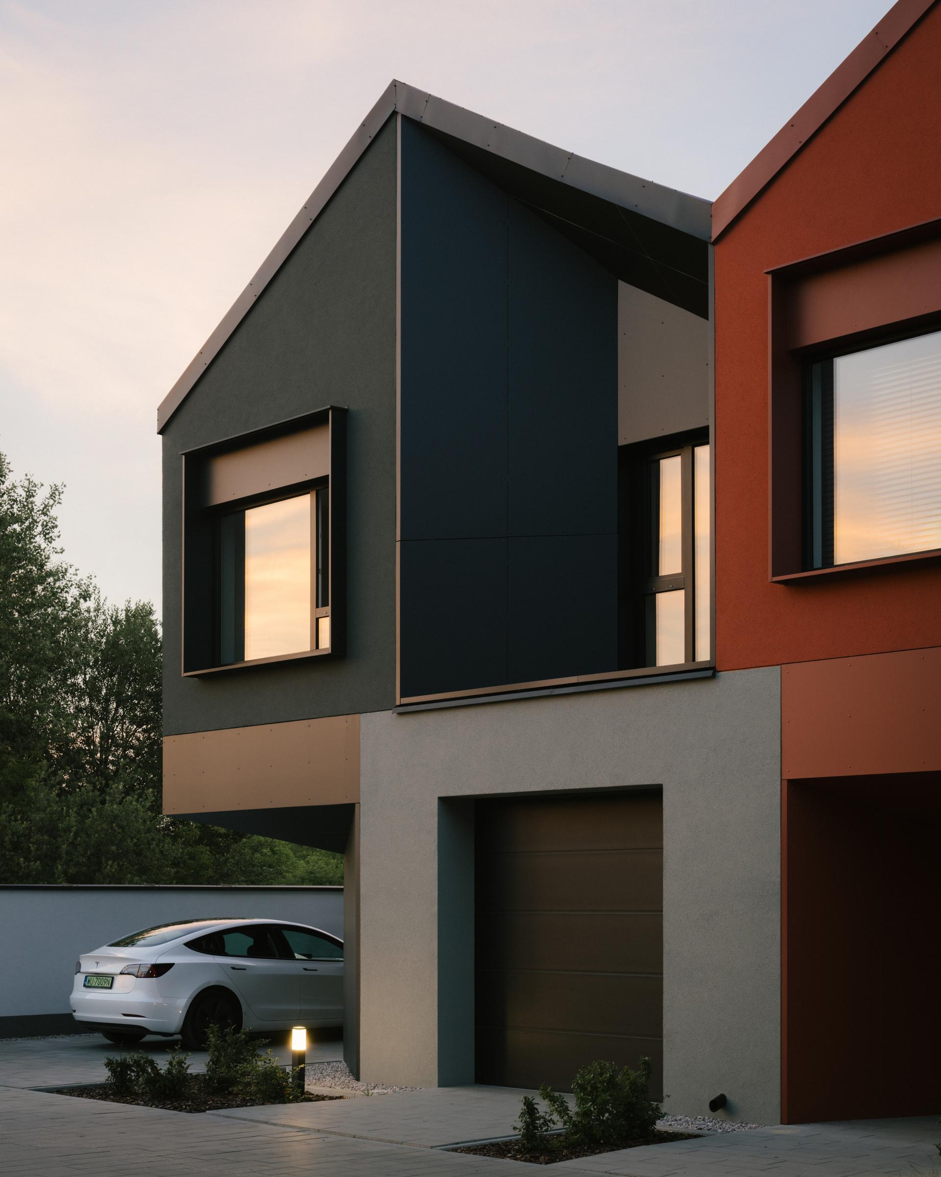 Grid image 2