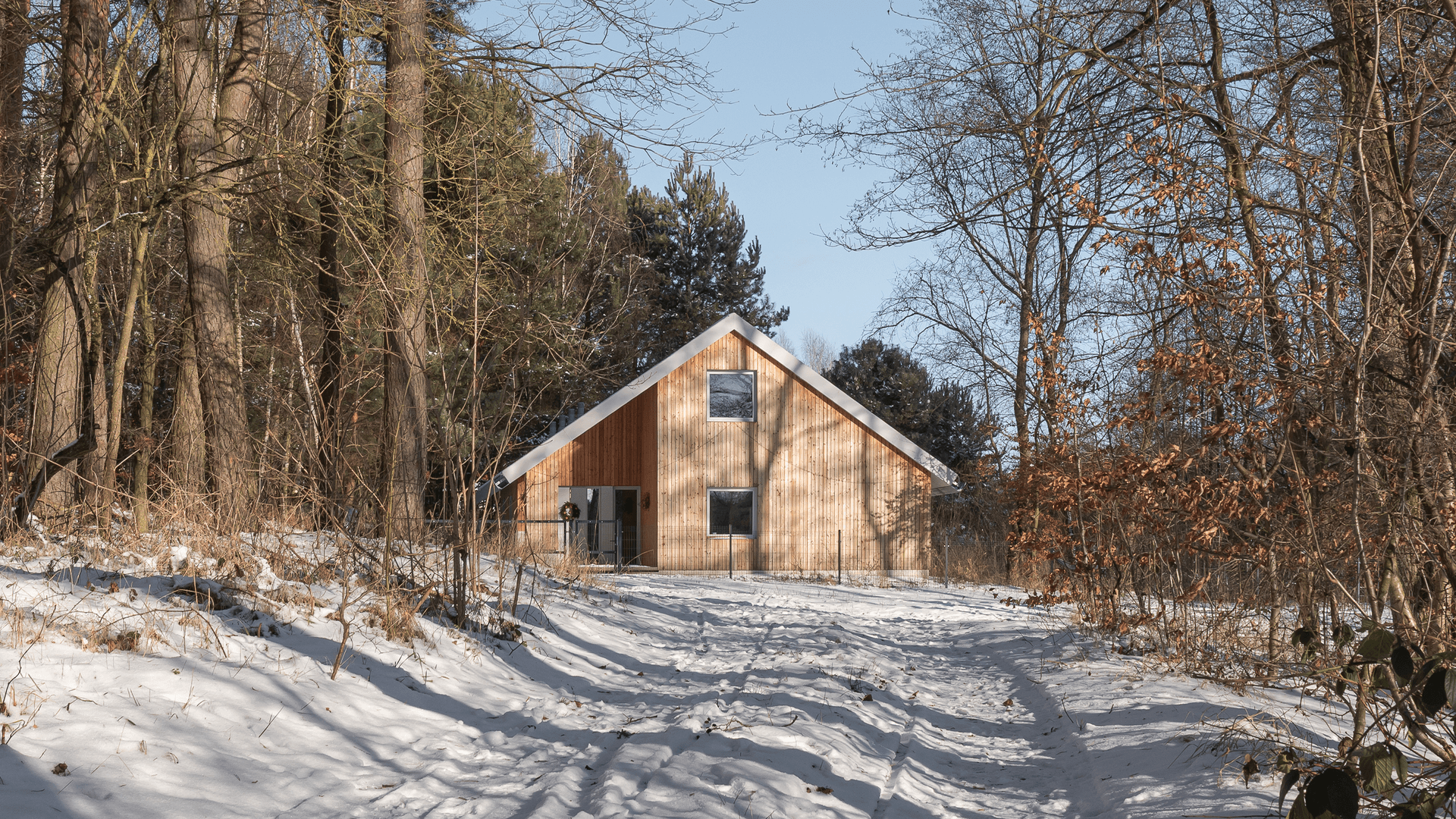 Dom letniskowy pod lasem